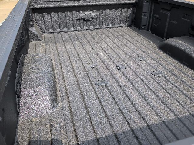 2026 Chevrolet Silverado 3500HD Crew Cab, Long Bed, LTZ Dual Rear Wheel, RWD