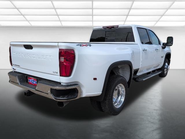 2026 Chevrolet Silverado 3500HD Crew Cab, Long Bed, LTZ Dual Rear Wheel, RWD