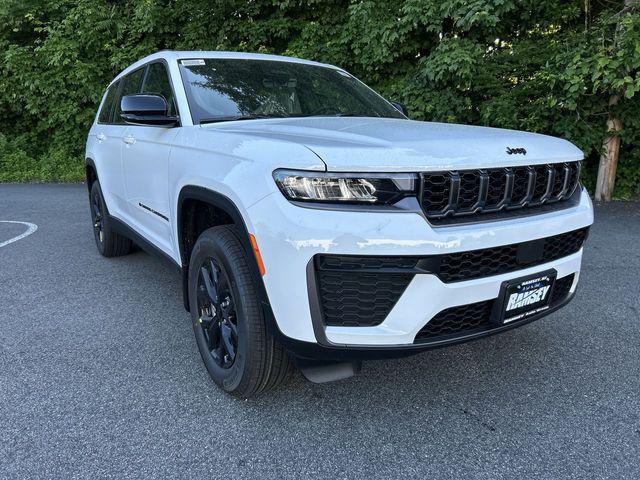 2026 Jeep Grand Cherokee Altitude 4x4