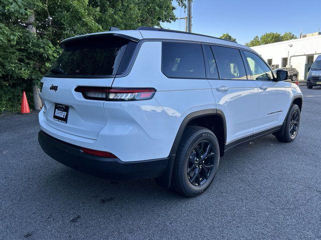 2026 Jeep Grand Cherokee Altitude 4x4