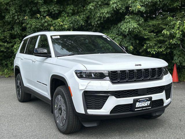 2026 Jeep Grand Cherokee GRAND CHEROKEE L LAREDO ALTITUDE 4X4