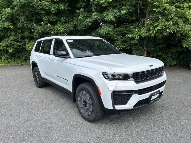 2026 Jeep Grand Cherokee GRAND CHEROKEE L LAREDO ALTITUDE 4X4