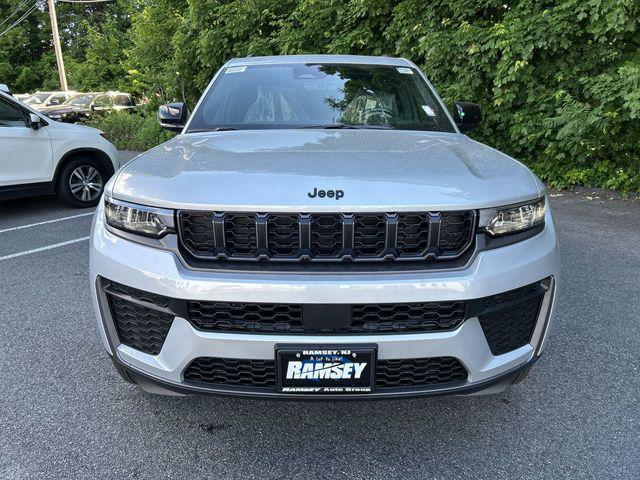 2026 Jeep Grand Cherokee GRAND CHEROKEE L LAREDO ALTITUDE 4X4