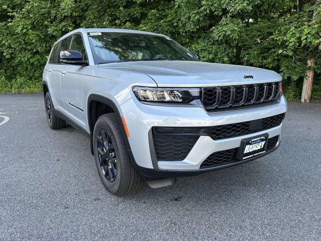2026 Jeep Grand Cherokee L GRAND CHEROKEE L LAREDO ALTITUDE 4X4 2026 Jeep Grand Cherokee L GRAND CHEROKEE L LAREDO ALTITUDE 4X4