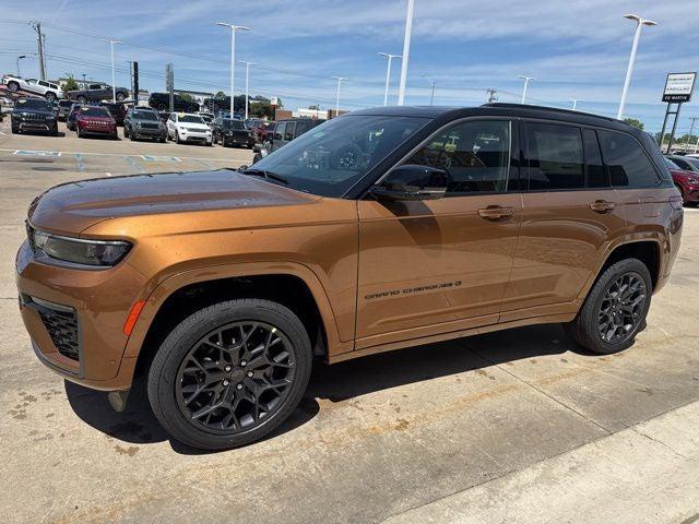 2026 Jeep Grand Cherokee Summit 4x4