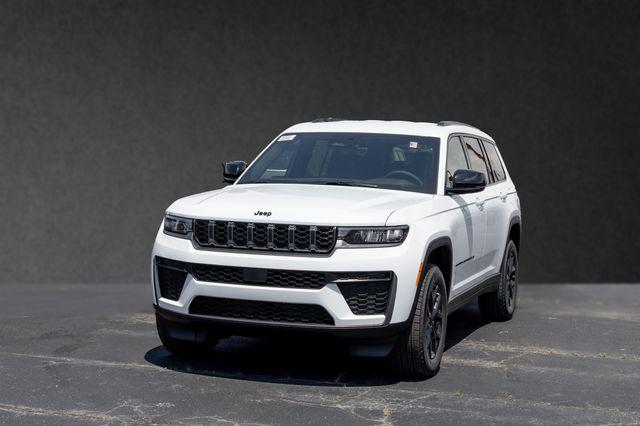 2026 Jeep Grand Cherokee L GRAND CHEROKEE L LAREDO ALTITUDE 4X4