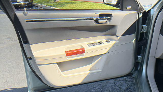 2006 Chrysler 300 Touring