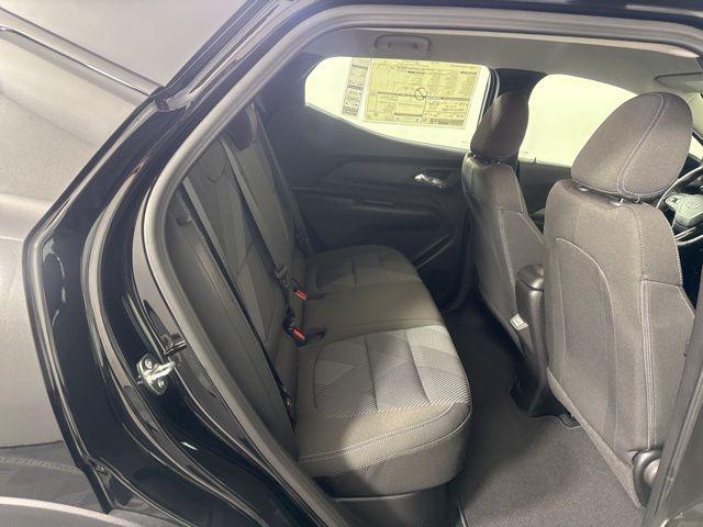 2027 Chevrolet Bolt LT FWD