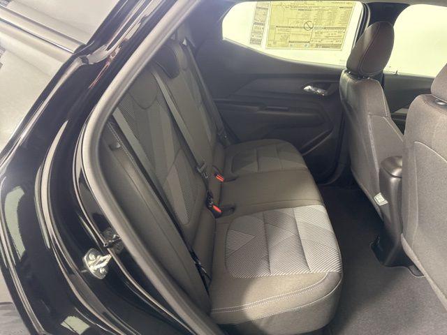 2027 Chevrolet Bolt LT FWD