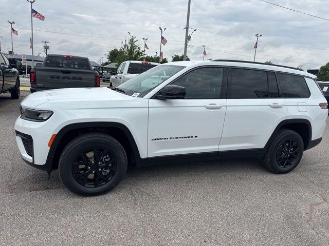 2026 Jeep Grand Cherokee L GRAND CHEROKEE L LAREDO ALTITUDE 4X2