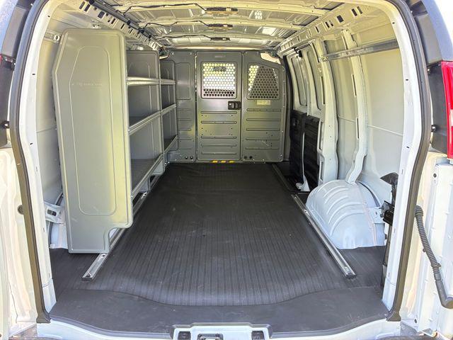 2026 Chevrolet Express Cargo Van 2500 Regular Wheelbase, WT, RWD