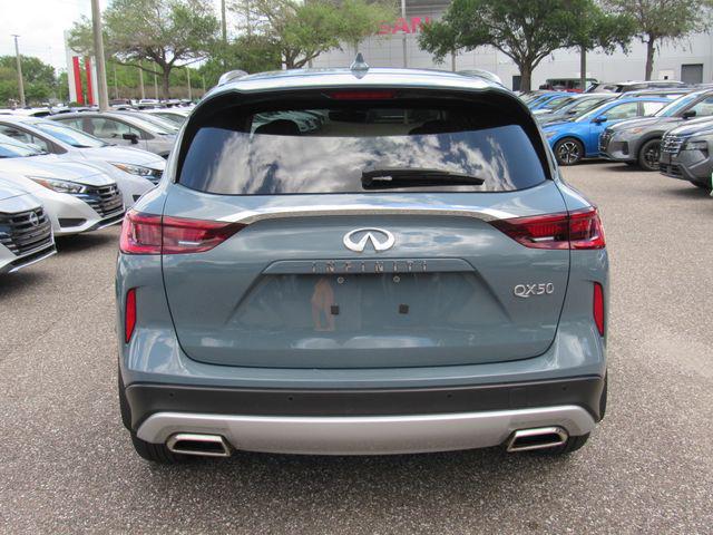 2023 INFINITI QX50 LUXE