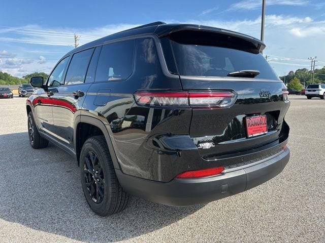 2026 Jeep Grand Cherokee Altitude 4x4