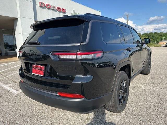 2026 Jeep Grand Cherokee Altitude 4x4