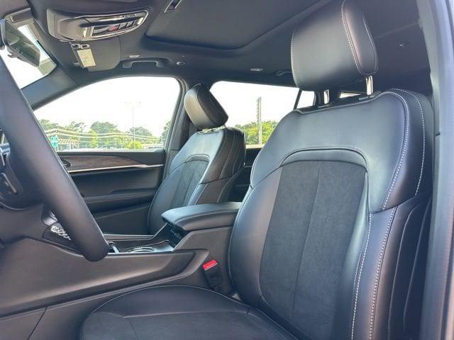 2026 Jeep Grand Cherokee Altitude 4x4