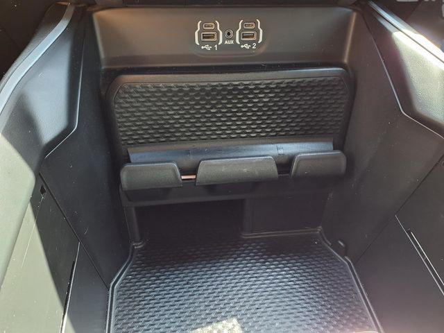 2021 Ram 1500 Lone Star Crew Cab 4x4 5'7" Box