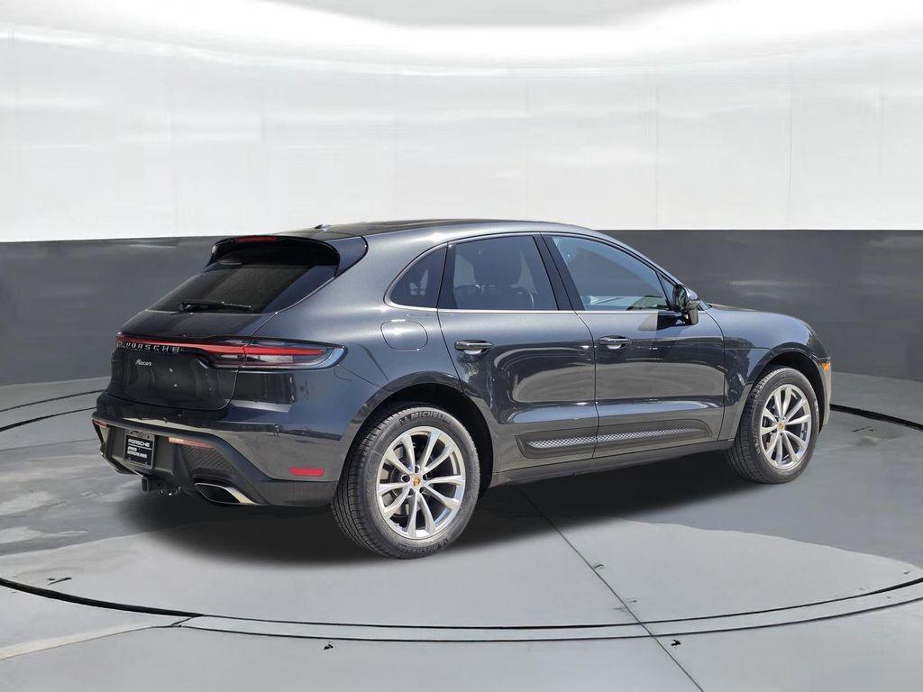 2023 Porsche Macan - Photo 8
