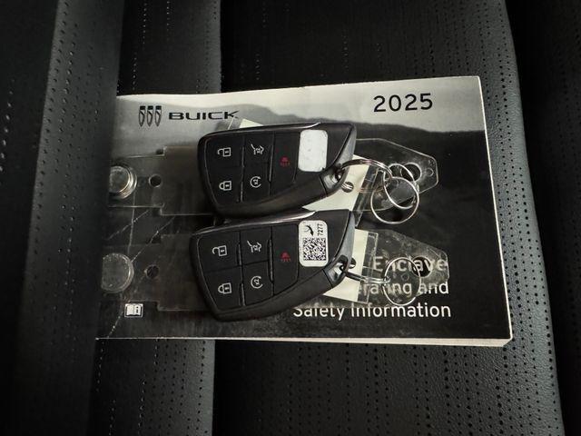 2025 Buick Enclave Sport Touring FWD