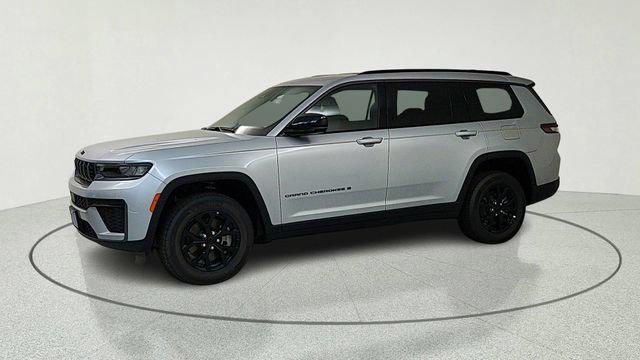 2026 Jeep Grand Cherokee GRAND CHEROKEE L LAREDO ALTITUDE 4X2