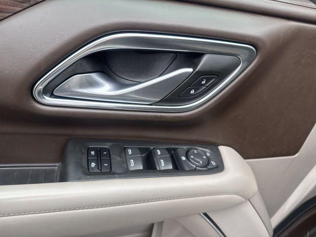 2022 Chevrolet Suburban 4WD LT