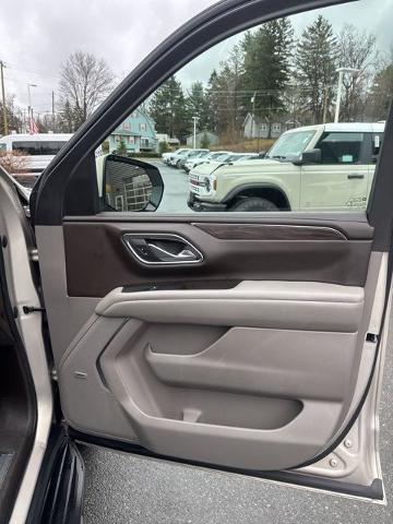 2022 Chevrolet Suburban 4WD LT