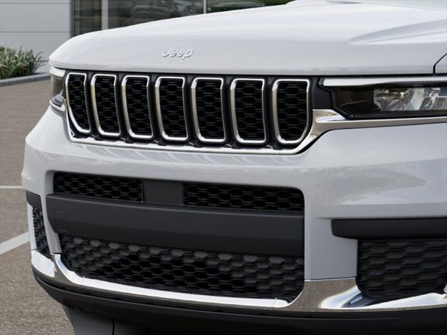 2026 Jeep Grand Cherokee Altitude 4x2