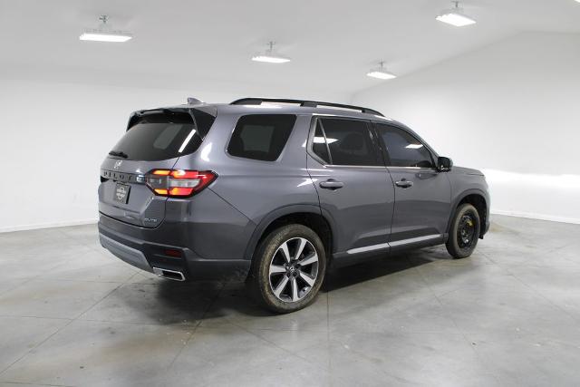 2023 Honda Pilot AWD Elite