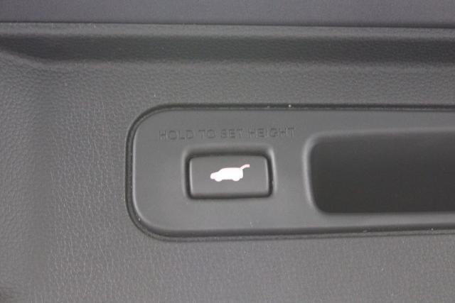 2023 Honda Pilot AWD Elite