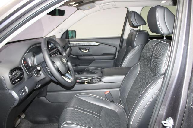 2023 Honda Pilot AWD Elite