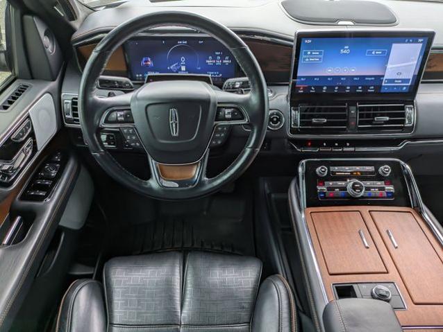 2024 Lincoln Navigator Black Label L