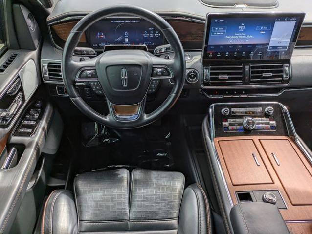 2024 Lincoln Navigator Black Label L