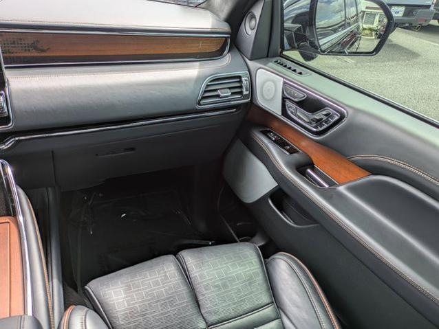 2024 Lincoln Navigator Black Label L
