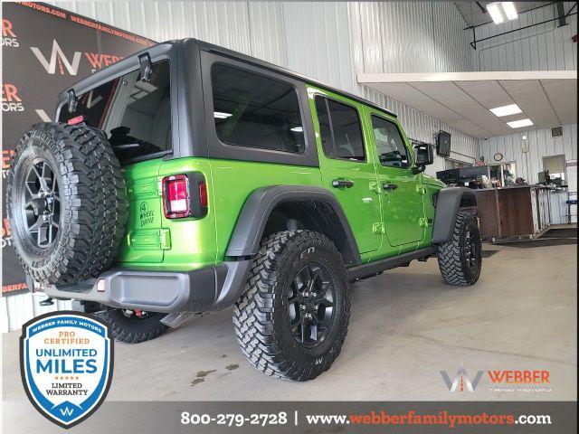 2025 Jeep Wrangler 4-Door Willys 4x4