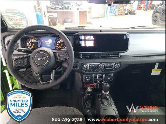 2025 Jeep Wrangler 4-Door Willys 4x4