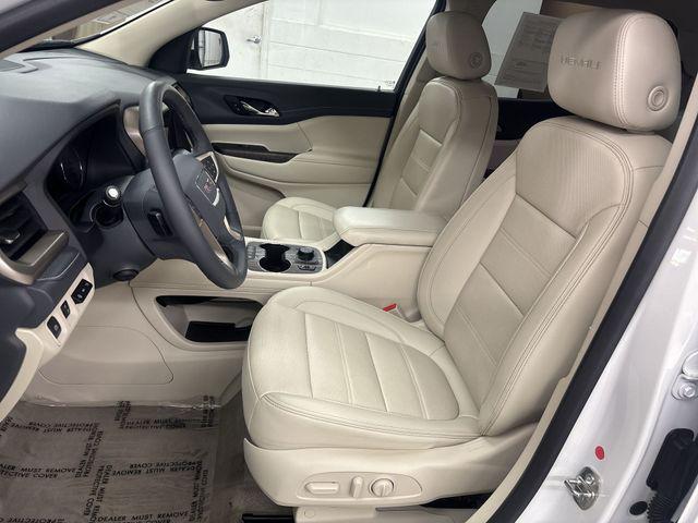 2023 GMC Acadia AWD Denali