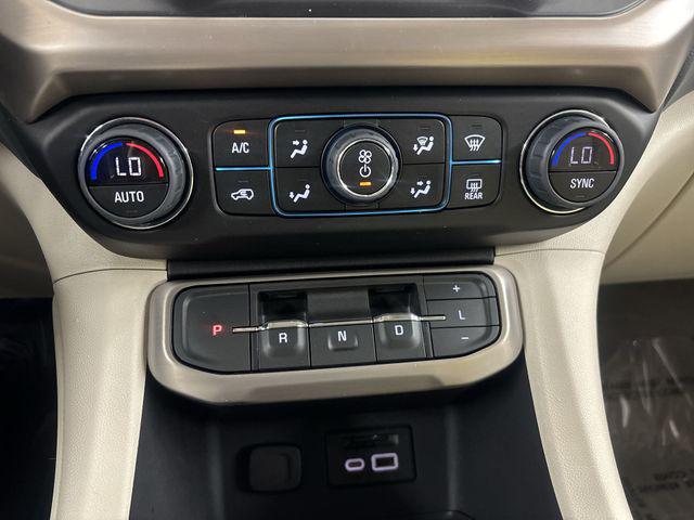2023 GMC Acadia AWD Denali