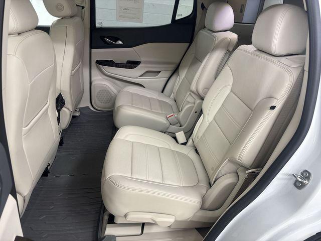 2023 GMC Acadia AWD Denali