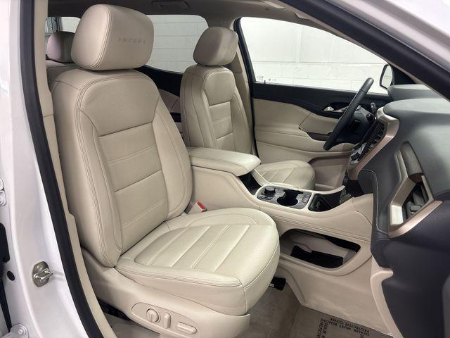 2023 GMC Acadia AWD Denali