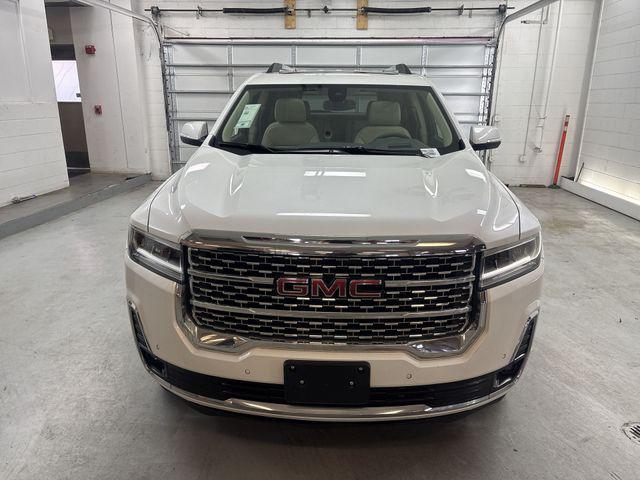 2023 GMC Acadia AWD Denali