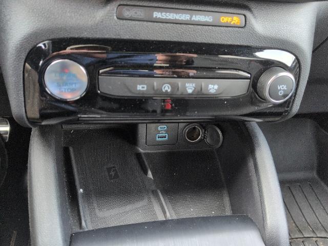 2023 Ford Escape ST-Line Select