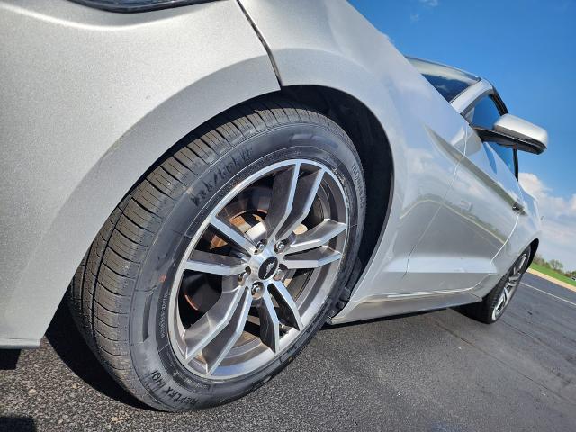 2017 Ford Mustang EcoBoost Premium
