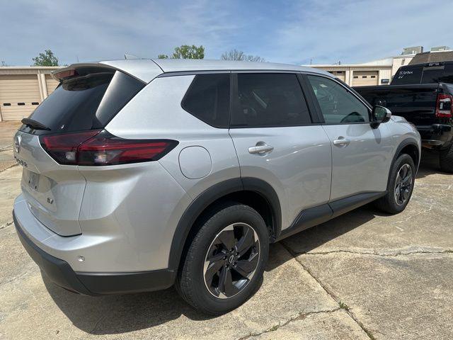 2024 Nissan Rogue SV FWD