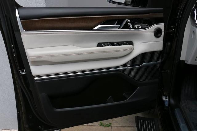 2023 Jeep Grand Wagoneer Series II 4x4