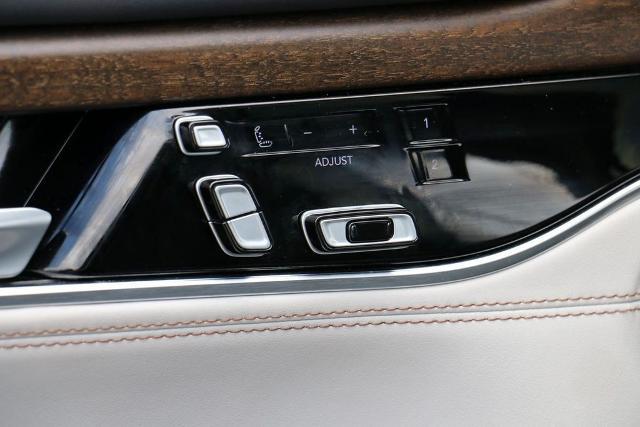 2023 Jeep Grand Wagoneer Series II 4x4