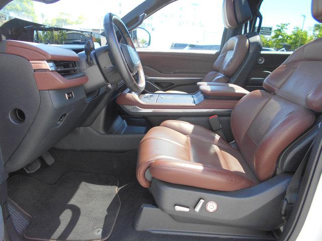 2025 Lincoln Navigator Reserve