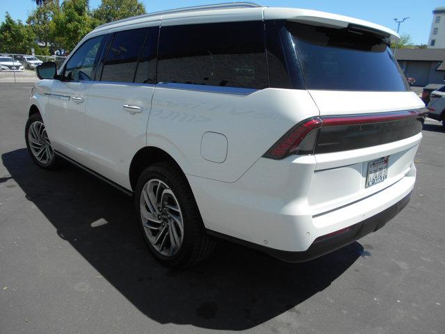 2025 Lincoln Navigator Reserve