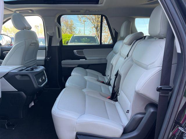 2025 Ford Expedition Platinum MAX