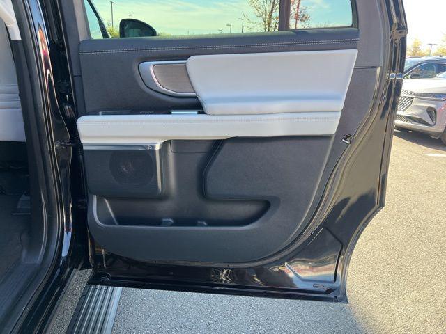 2025 Ford Expedition Platinum MAX