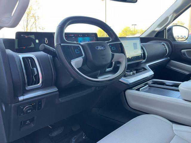 2025 Ford Expedition Platinum MAX