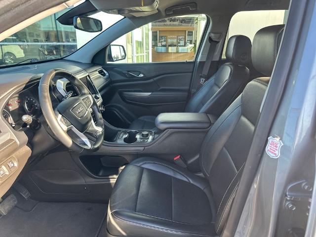 2023 GMC Acadia AWD SLT